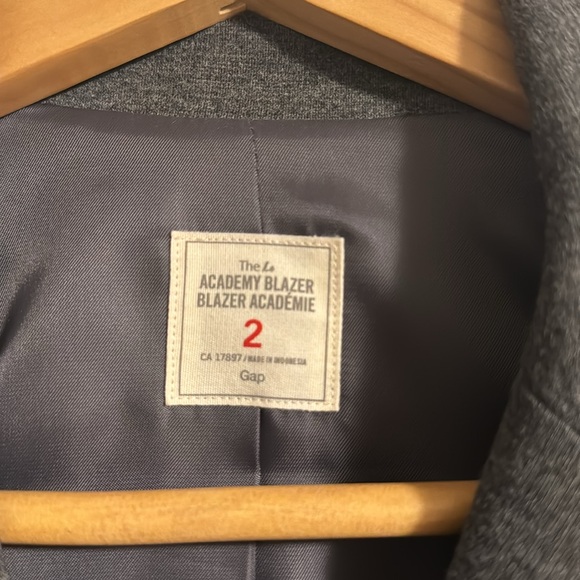 Women’s Gap Academy Blazer, Size 2 - Picture 2 of 6